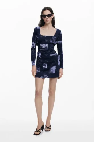 Postkarten-Kleid mit quadratischem Ausschnitt Postkarten-Kleid mit quadratischem Ausschnitt