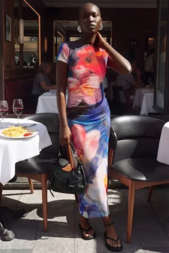Ärmelloses Kleid mit Print