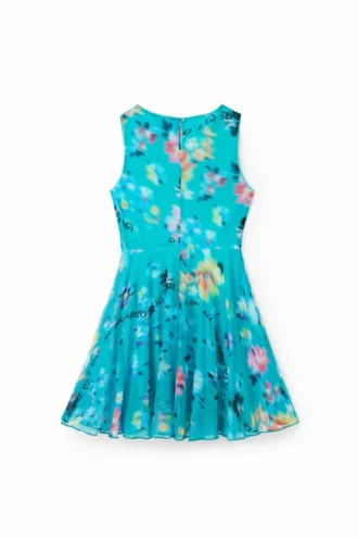 Ärmelloses Kleid mit Unschärfe-Effekt