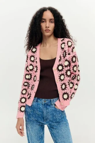 Rosa Häkelcardigan