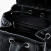 Rucksack mit Herzschnallen Rucksack mit Herzschnallen