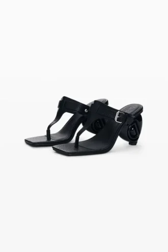 Sandalen mit Absatz in Lederoptik