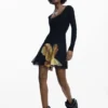 Schmal geschnittenes Kleid in Orchidee Schmal geschnittenes Kleid in Orchidee