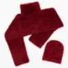 Set aus kurz geschnittenem Pullover und Mütze Set aus kurz geschnittenem Pullover und Mütze