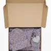 Set aus Pullover und Strickhut Set aus Pullover und Strickhut