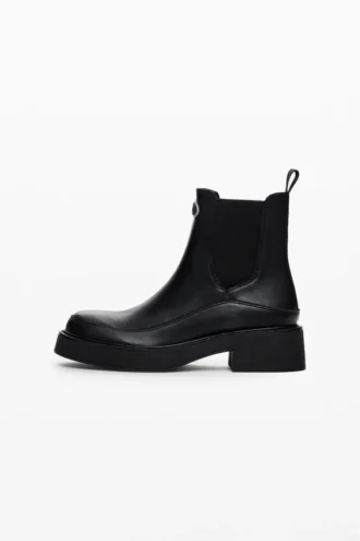 Stiefel aus Kunstleder Stiefel aus Kunstleder