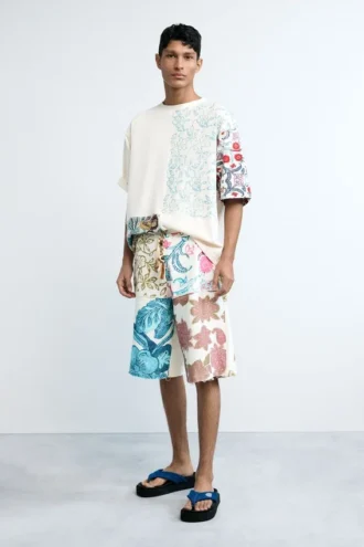 Strick-Bermudas mit Blumenmuster
