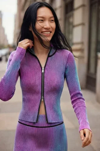 Strickjacke mit doppeltem Reißverschluss Strickjacke mit doppeltem Reißverschluss