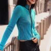 Strickjacke mit doppeltem Reißverschluss Strickjacke mit doppeltem Reißverschluss