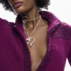 Strickjacke mit hohem Kragen Strickjacke mit hohem Kragen