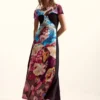 Strickkleid mit Blumenmuster von M. C. Lacroix Strickkleid mit Blumenmuster von M. C. Lacroix