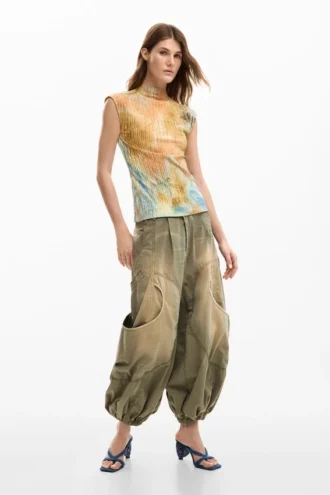 Strukturiertes T-Shirt