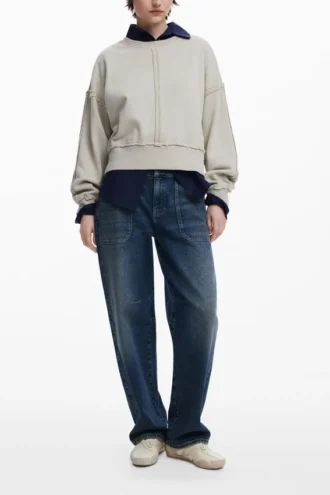Sweatshirt mit Ziernähten
