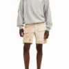 Sweatshirts mit Aquarell-Illustrationen