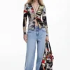 T-Shirt, entworfen von Christian Lacroix