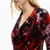 T-Shirt, entworfen von Christian Lacroix