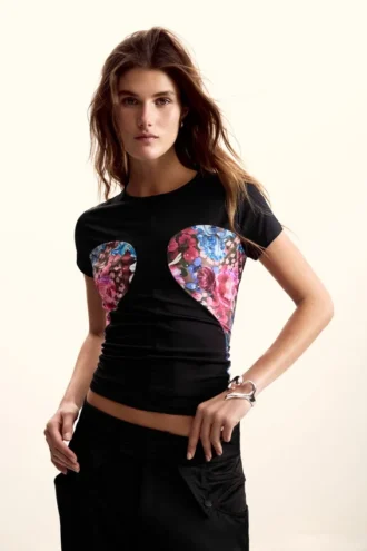 T-Shirt entworfen von M. Christian Lacroix