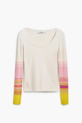 T-Shirt mit bedruckten Ärmeln
