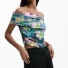 T-Shirt mit Blumenmuster und U-Boot-Ausschnitt T-Shirt mit Blumenmuster und U-Boot-Ausschnitt