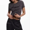 T-Shirt mit gesticktem Logo T-Shirt mit gesticktem Logo
