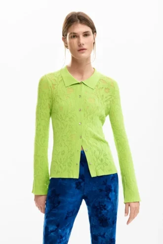 Tailliertes T-Shirt mit Blumenmuster