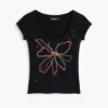 Tailliertes T-Shirt mit Blumenmuster Tailliertes T-Shirt mit Blumenmuster