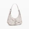 Tasche mit floralen Applikationen