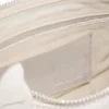 Tasche mit floralen Applikationen