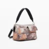 Tasche mit mehreren Fächern