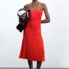 Trägerkleid aus 100 % Baumwolle Trägerkleid aus 100 % Baumwolle