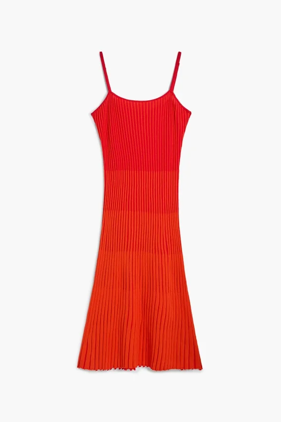 Trägerkleid aus 100 % Baumwolle Trägerkleid aus 100 % Baumwolle