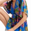 Tropisches Tunika-Kleid Tropisches Tunika-Kleid
