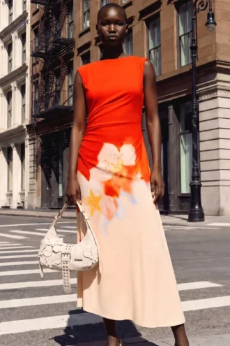 Zweifarbiges Blumenkleid
